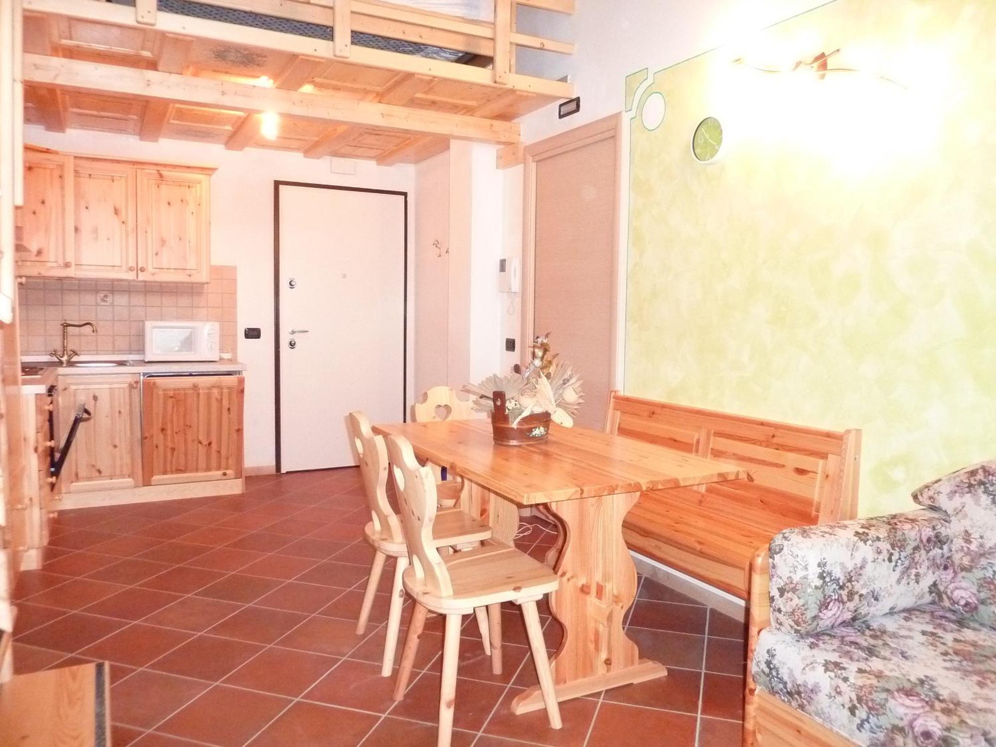 Appartamento Finestra Sul Parco Comano Terme Room photo